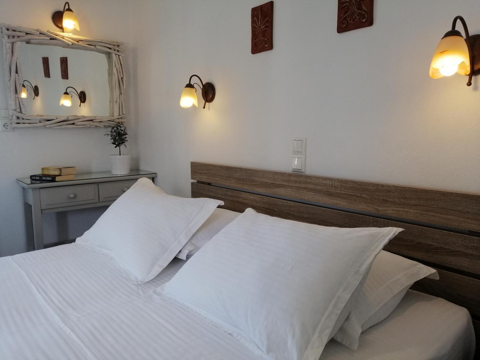 Christina Hotel, Adults Only, Heated Salt Water Pool Naousa  Room photo