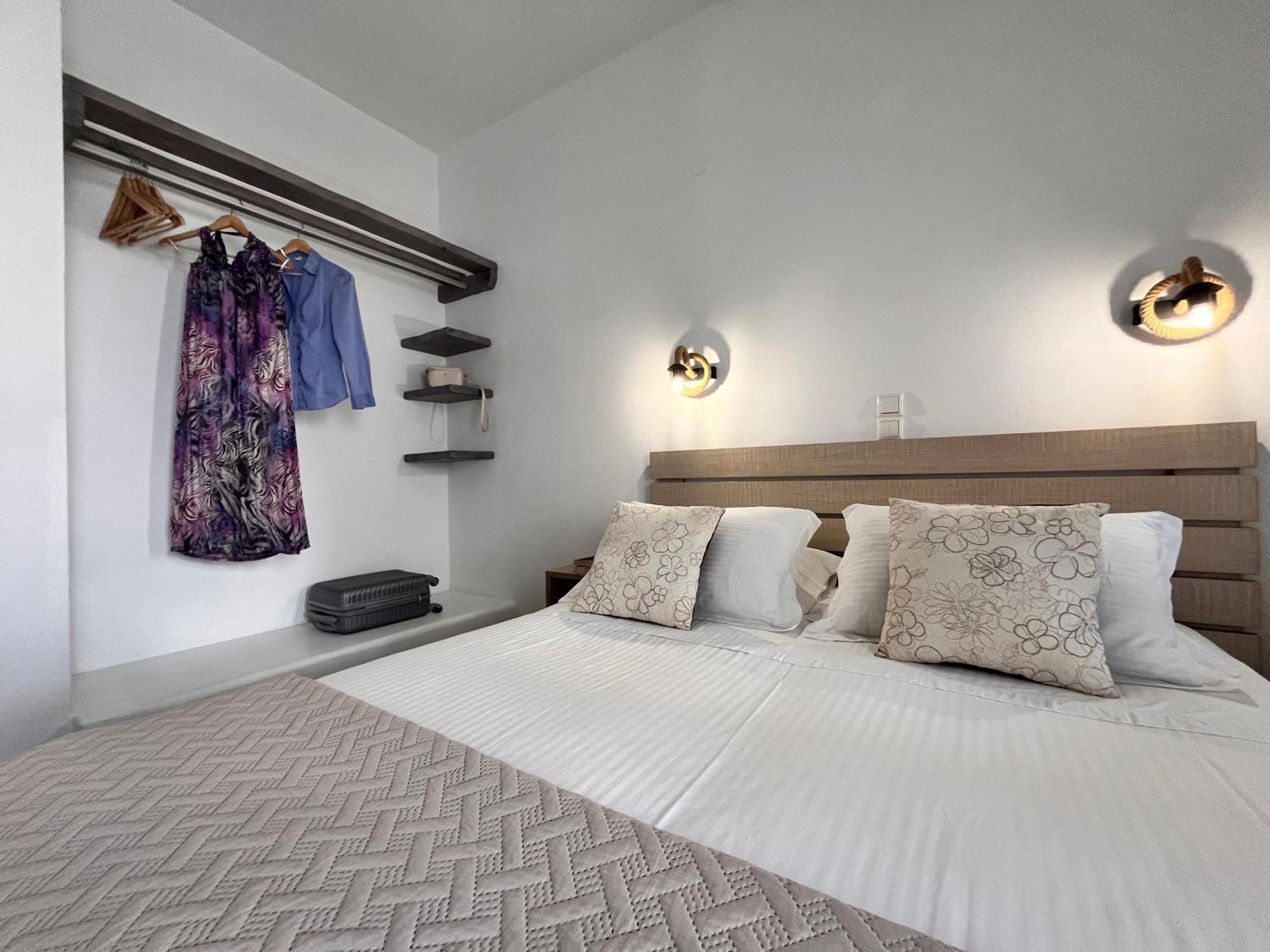 Christina Hotel, Adults Only, Heated Salt Water Pool Naousa  Room photo