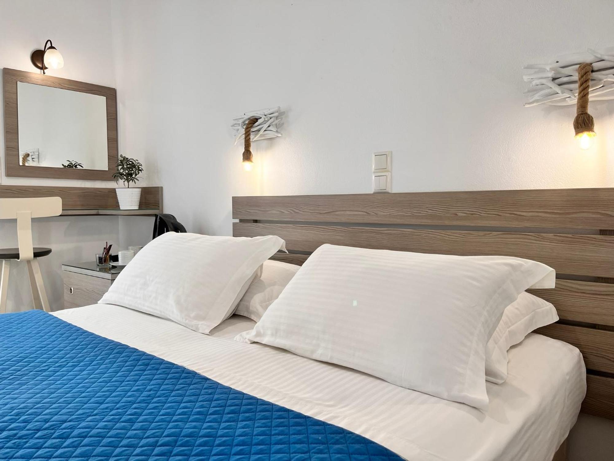 Christina Hotel, Adults Only, Heated Salt Water Pool Naousa  Room photo